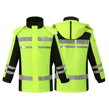 Drošība lietainās dienās - atstarojošs lietusmētelis