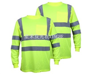 Hi Vis Green T-krekls ar garām piedurknēm atstarojošu lenti