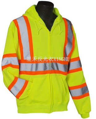 Hi Vis džemperis ar kapuci ar kontrastējošām svītrām